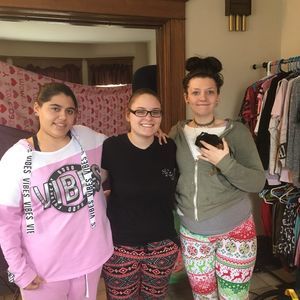 Meet your Posher, Shelly